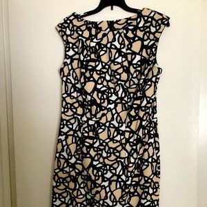 Chic sheath dress